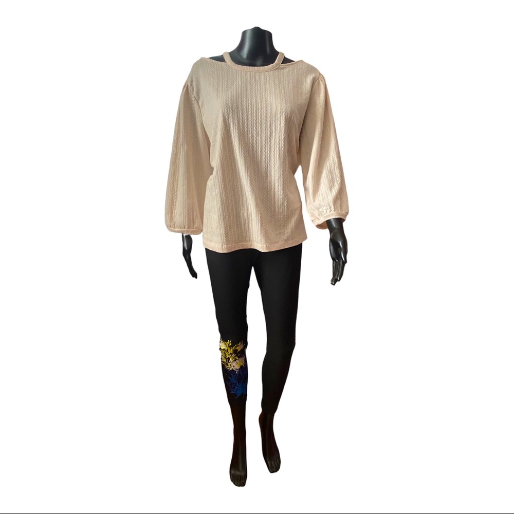Como Blu Cold Shoulder Top